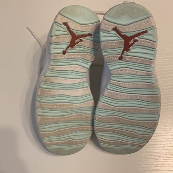 Vintage Air Jordon’s - Picture 5 of 7